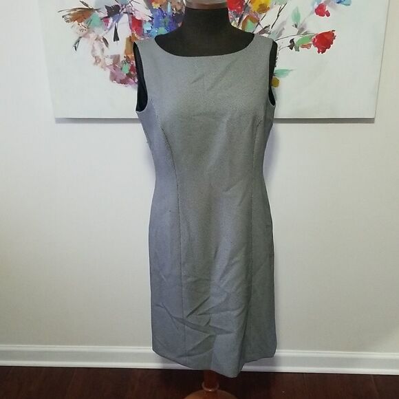 TAHARI Black and White Sleeveless Dress size 10 - Picture 3 of 11